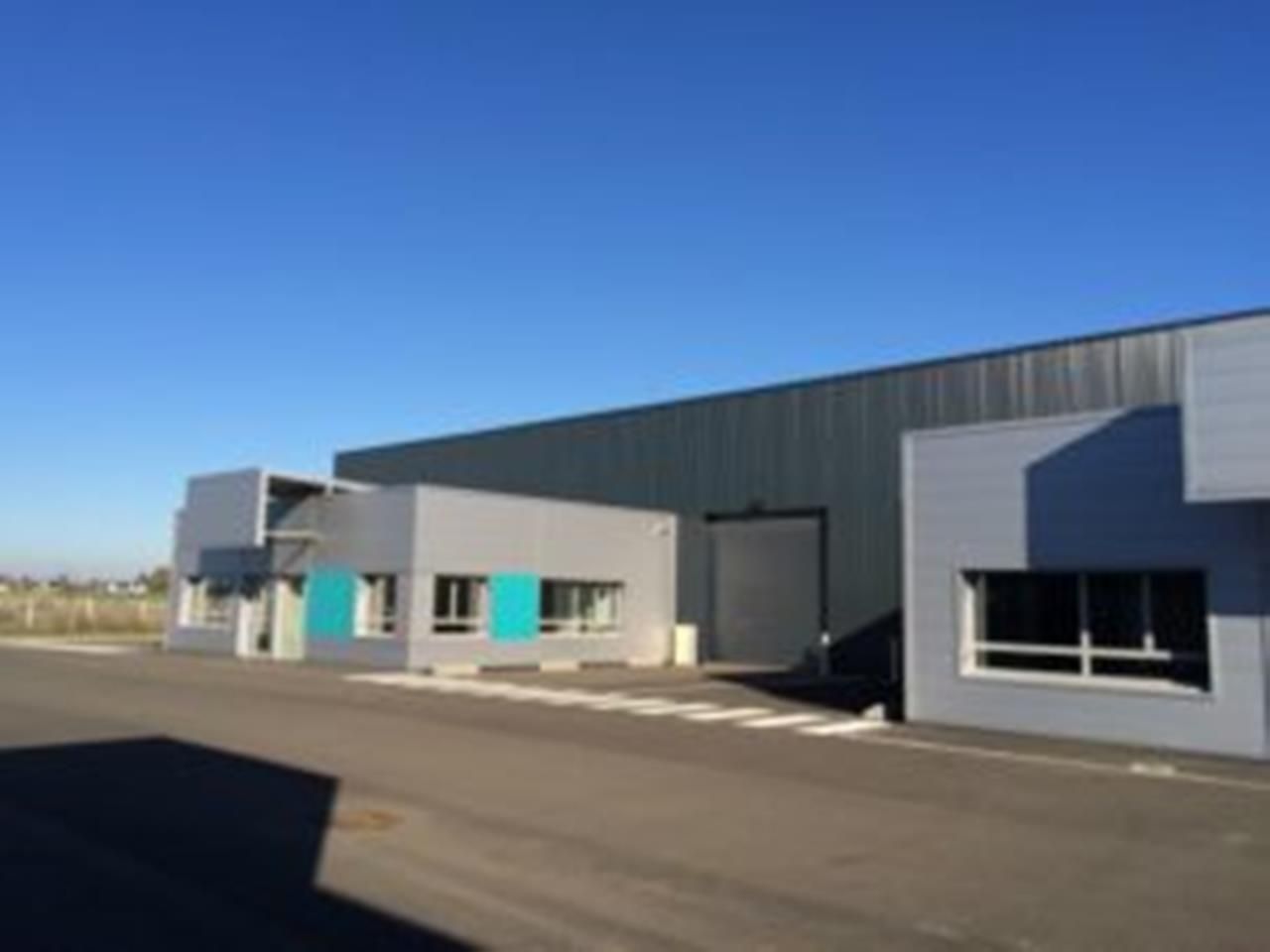 LOCAL ACTIVITE - AV37005