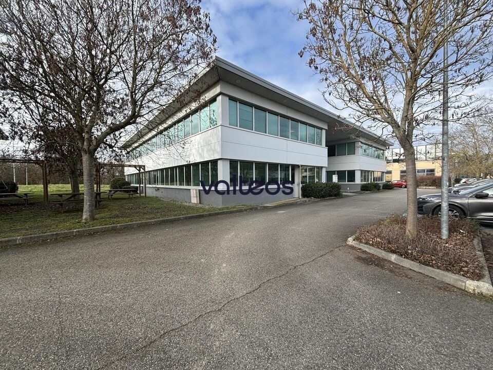 Location bureaux 131 m² non divisibles