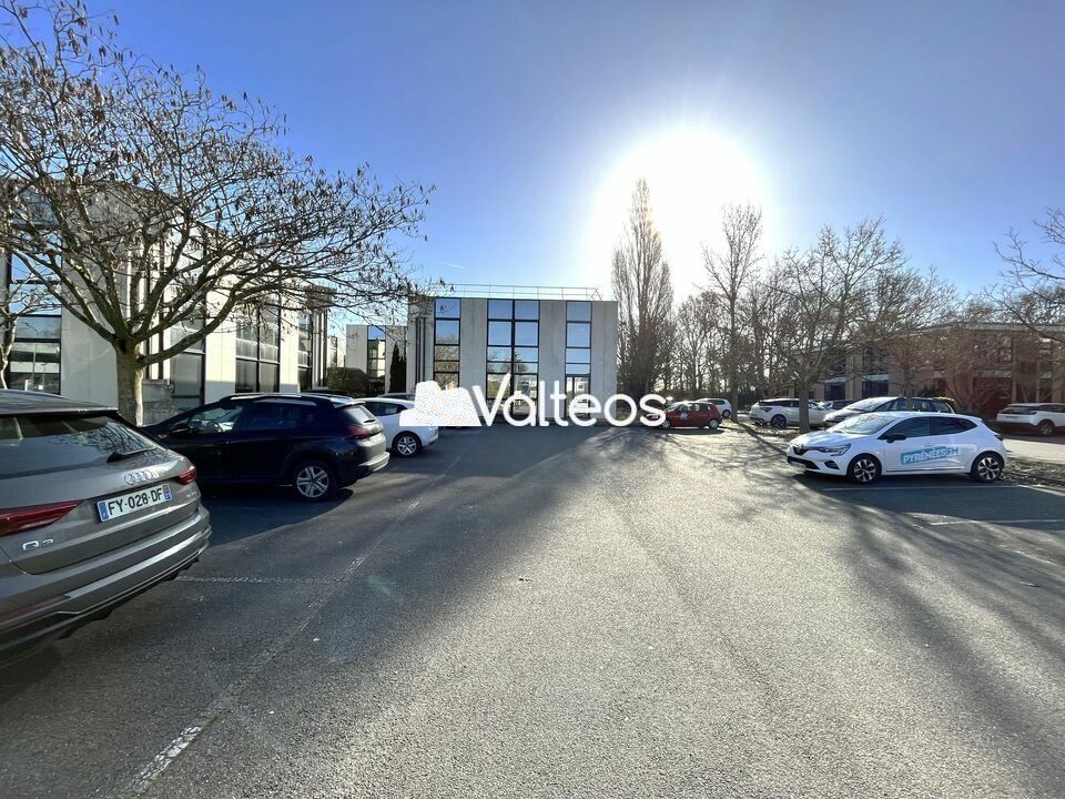Location bureaux 354 m² non divisibles