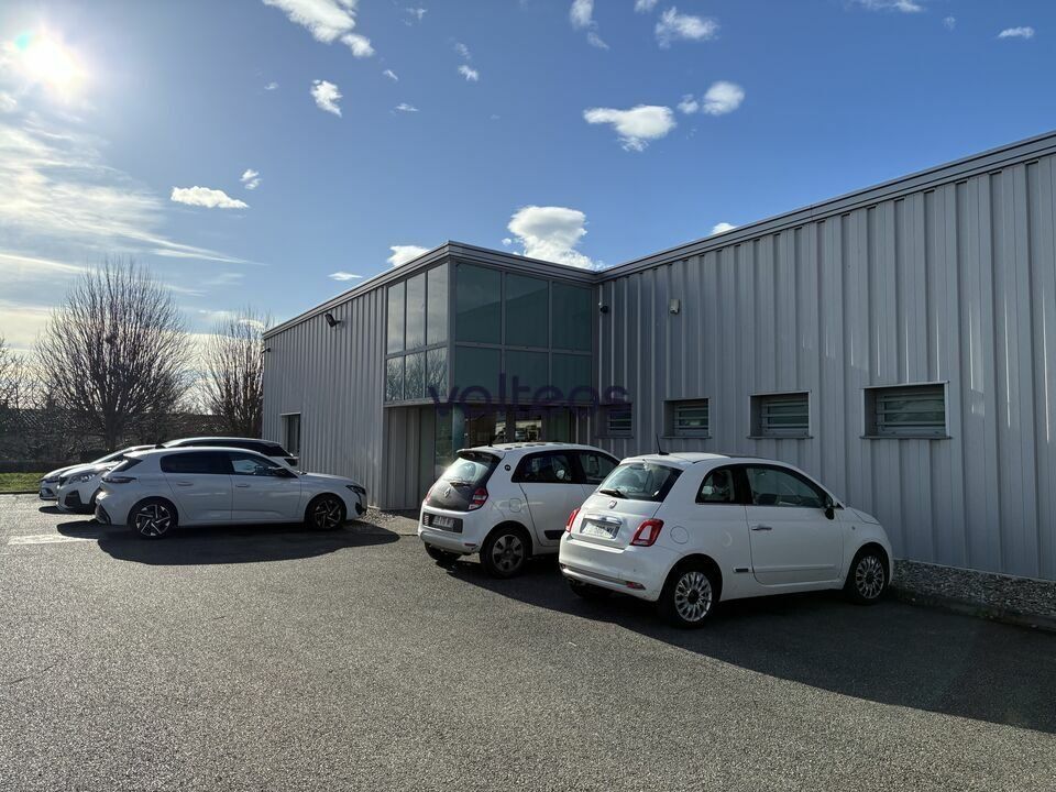 Location local d''activites 586 m² non divisibles