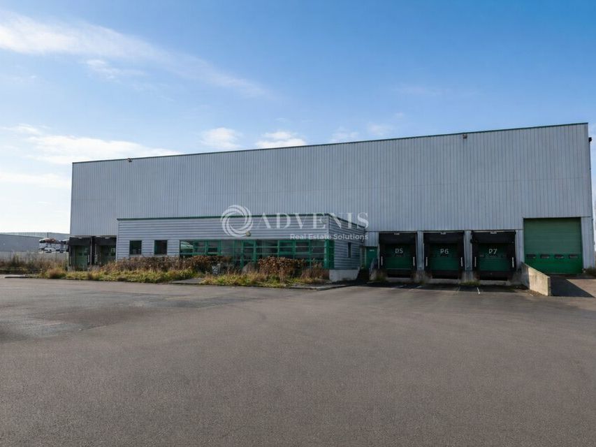 Location entrepot 4886 m² non divisibles