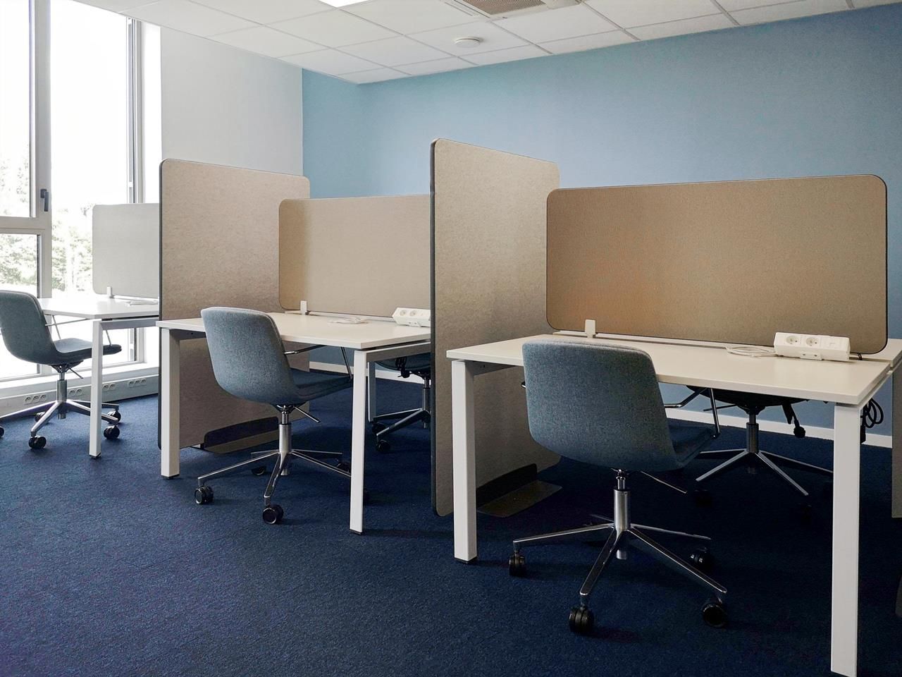 HQ_2RueClaudeChappe_France_Centre5310_Office2