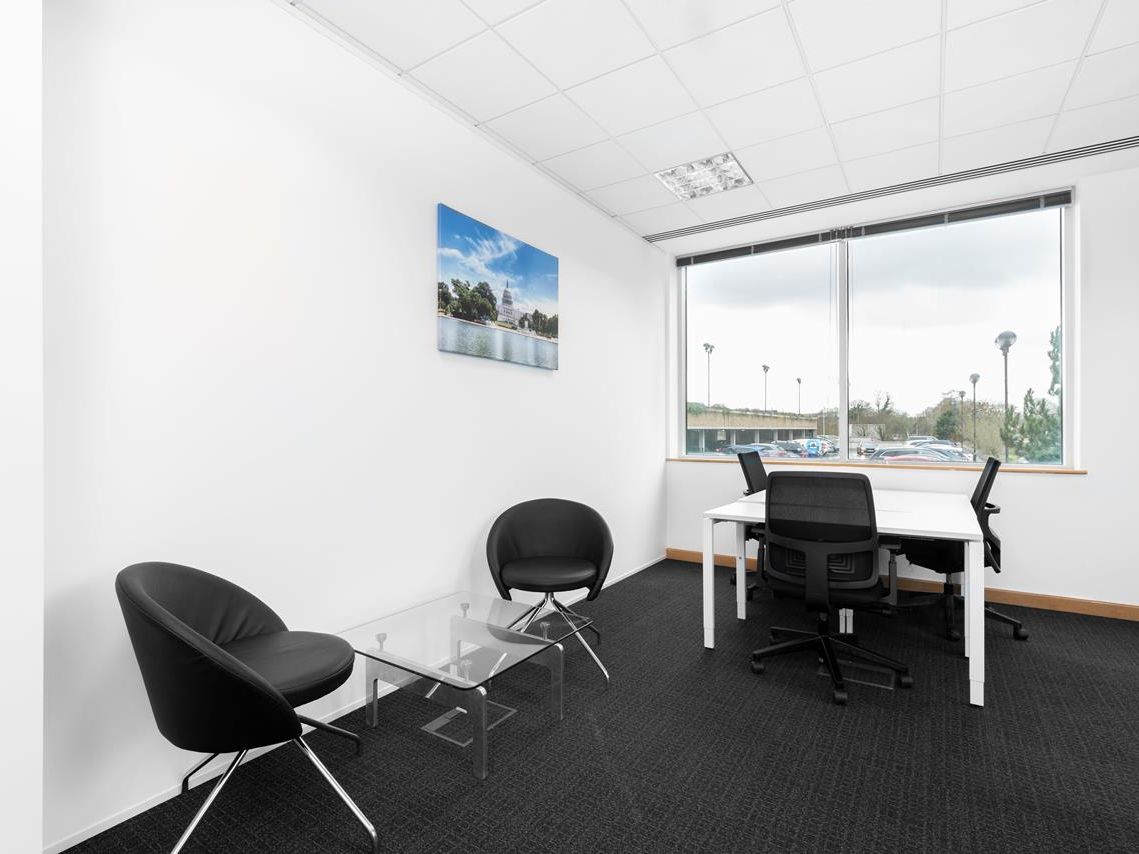 Regus Arlington Square (298) Bracknell UK Office - Venture House