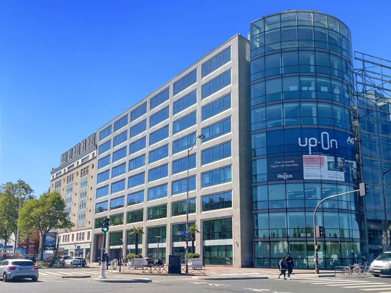 Regus_Porte d'Orléans_France_Centre 7494_Building Exterior 1.