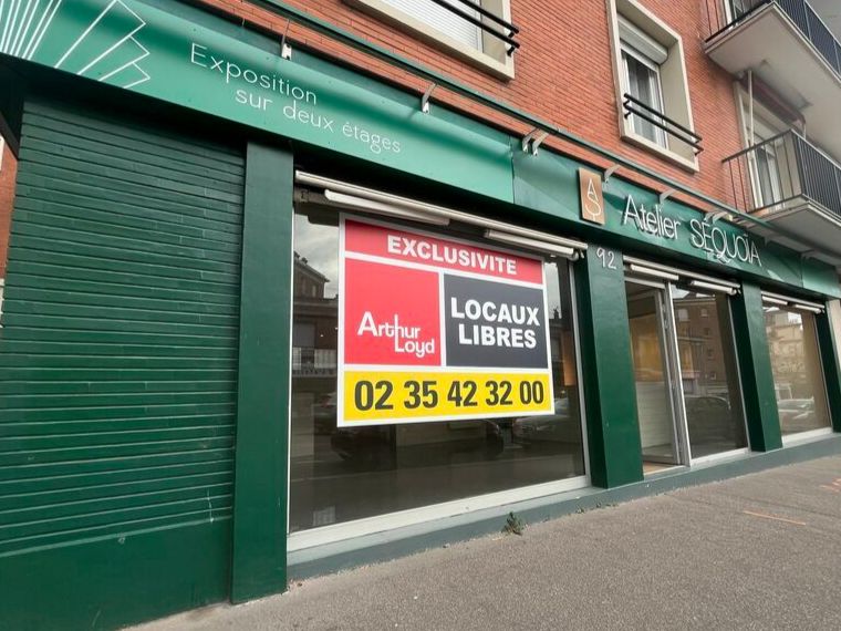 Location local commercial 121 m² non divisibles