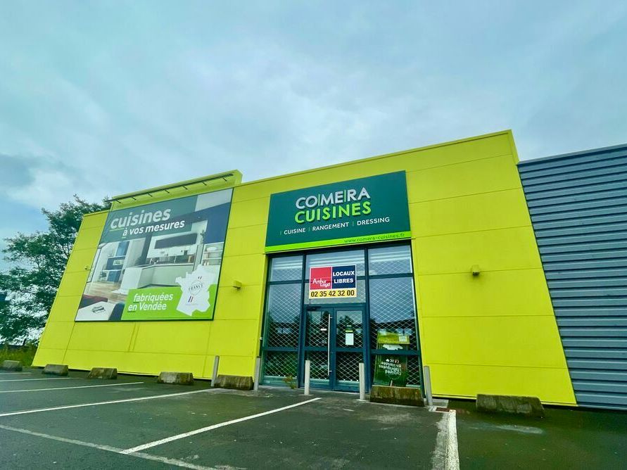 Location local commercial 537 m² non divisibles
