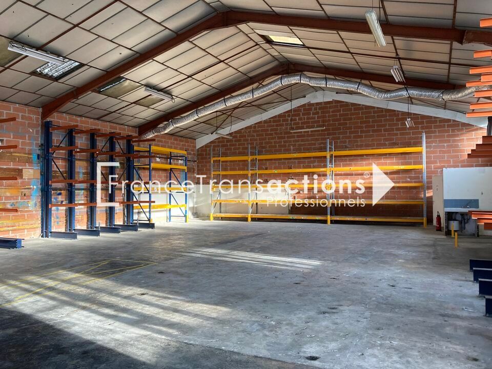 A LOUER LOCAL 300 M² PROXIMITE CENTRE COMMERCIAL BALMA  GRAMONT