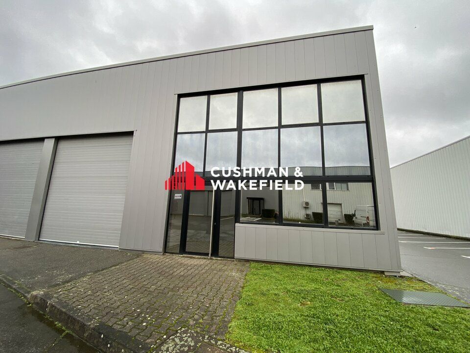 Location local d''activites 360 m² non divisibles