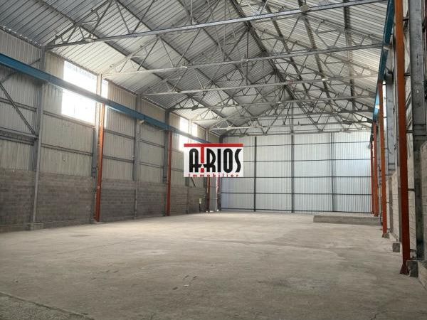 Vente entrepôts 3741 m² non divisibles