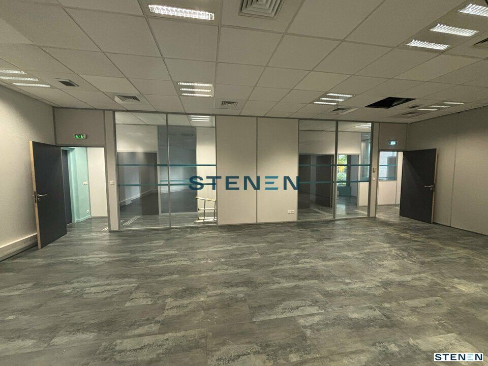 Location bureaux 624.6 m² non divisibles