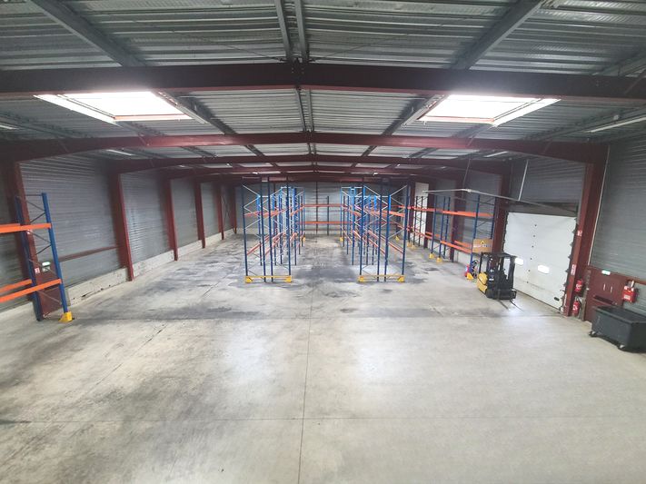 Local d'activité de 1 200 m² à louer - Narbonne