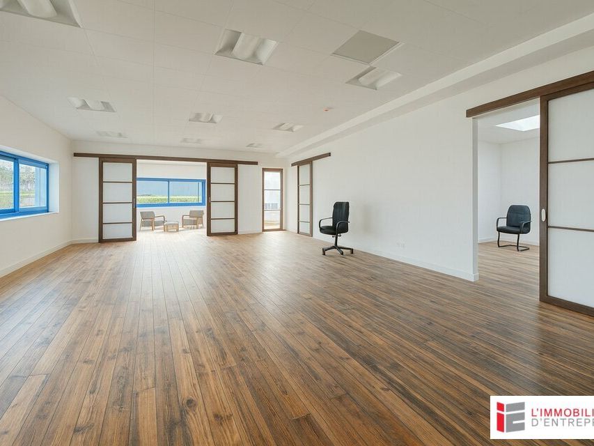 Location bureaux 270 m² non divisibles