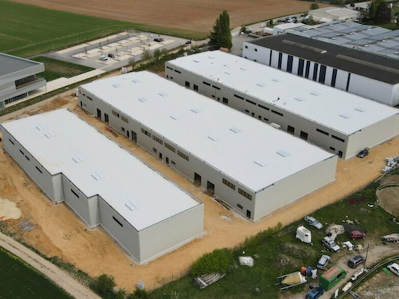 Vente local d''activites 390 m² non divisibles