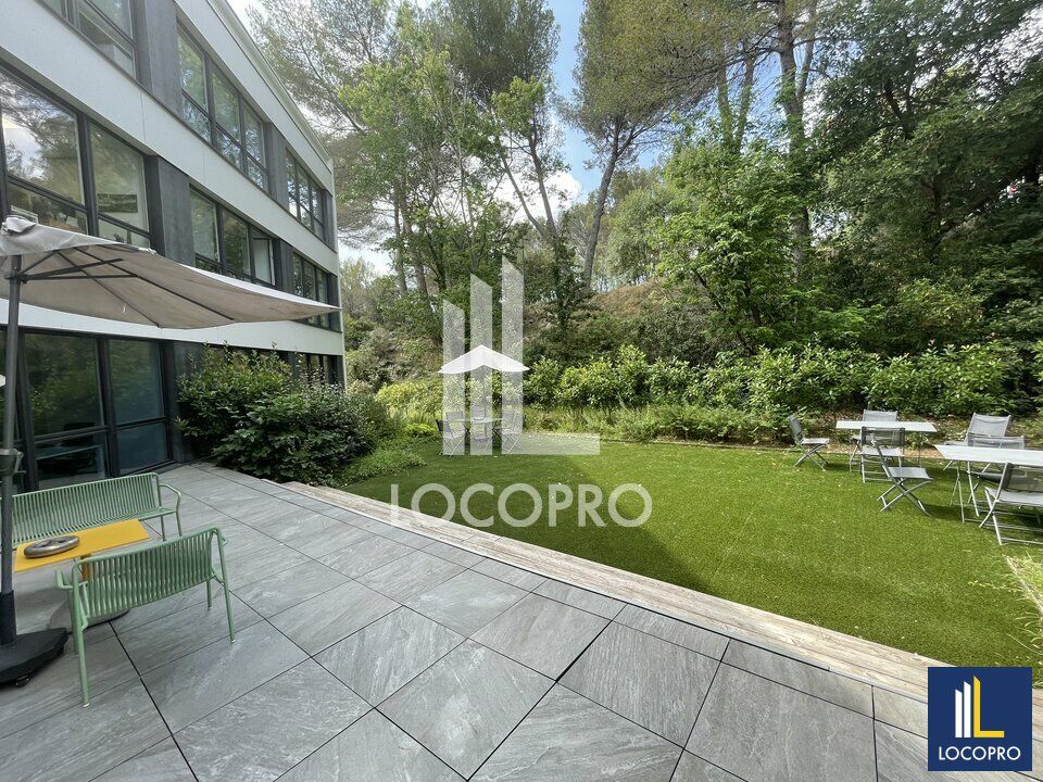 A LOUER - BUREAUX - 2 083 M2 DIVISIBLES - SOPHIA-ANTIPOLIS
