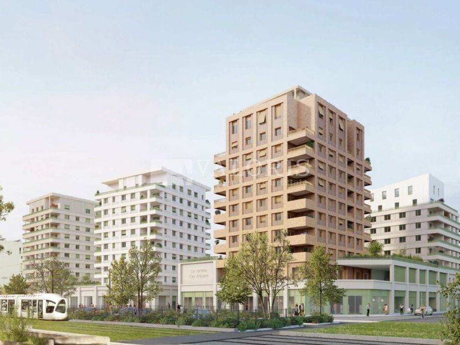 Vente local commercial 91.9 m² non divisibles