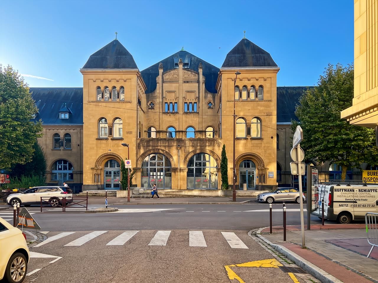 Regus_Rue Lafayette_France_Centre 8503_Building external