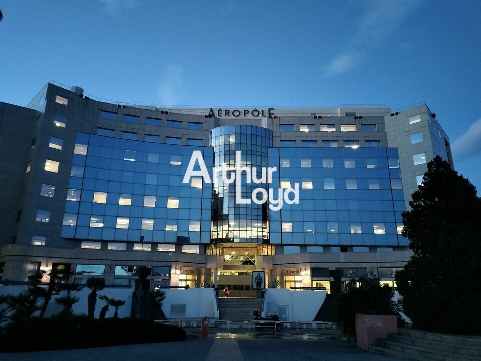 Location bureaux 263 m² divisibles à partir de 32 m²