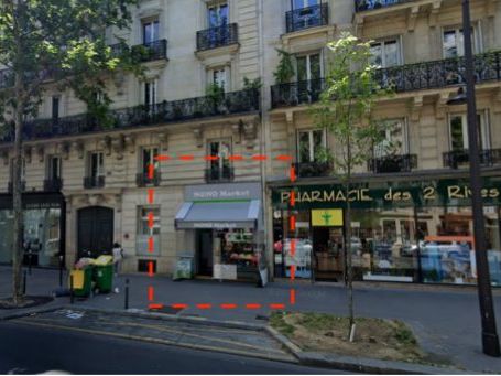 Location local commercial 93 m² à Paris