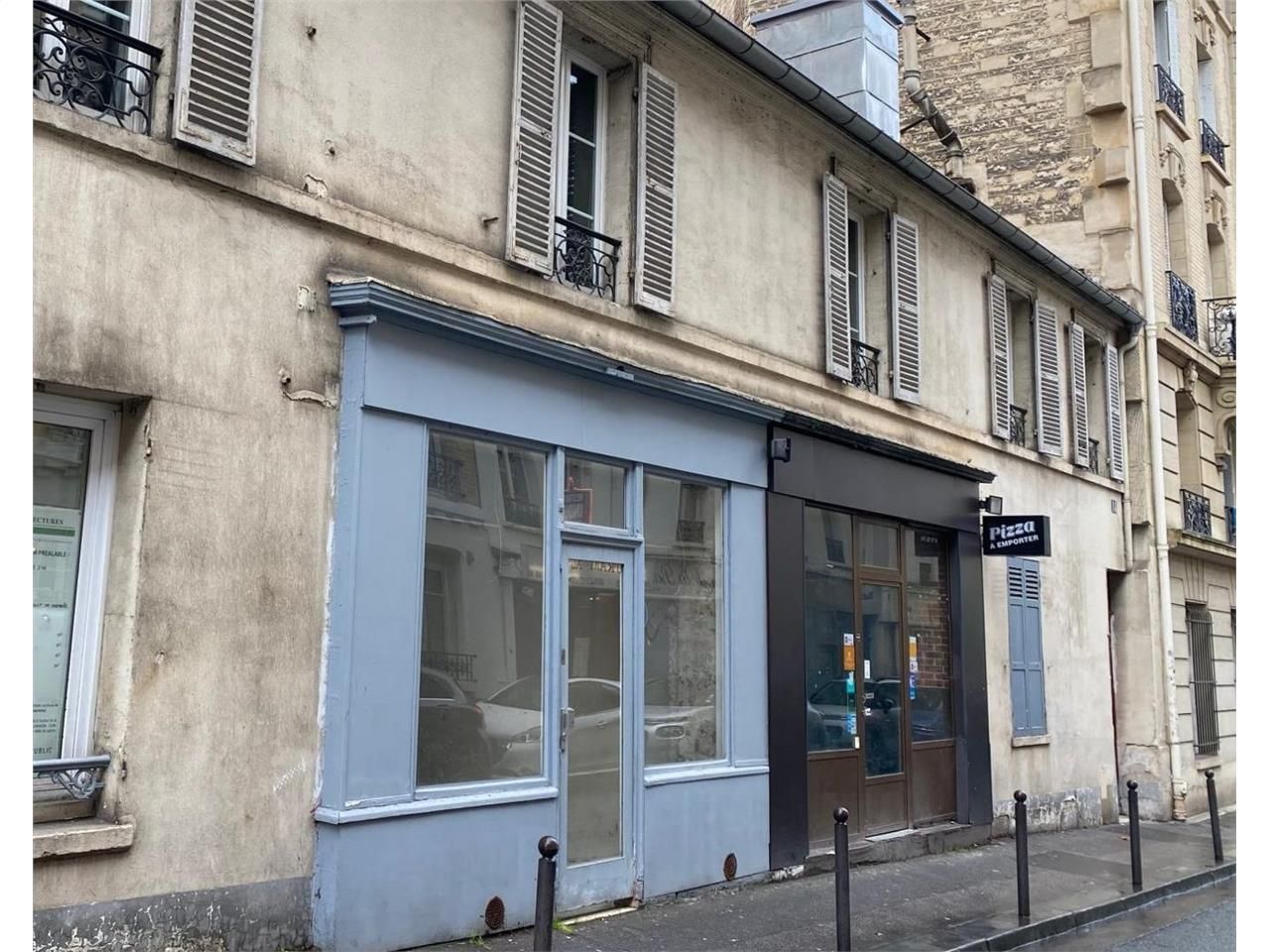 Location local commercial 86 m² à Paris