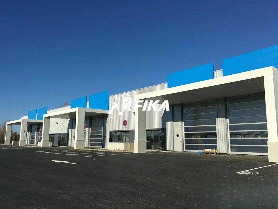 Location local d''activites 458 m² non divisibles