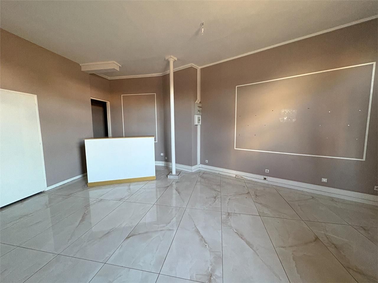 Location local commercial 90.00 m² à LE HAVRE