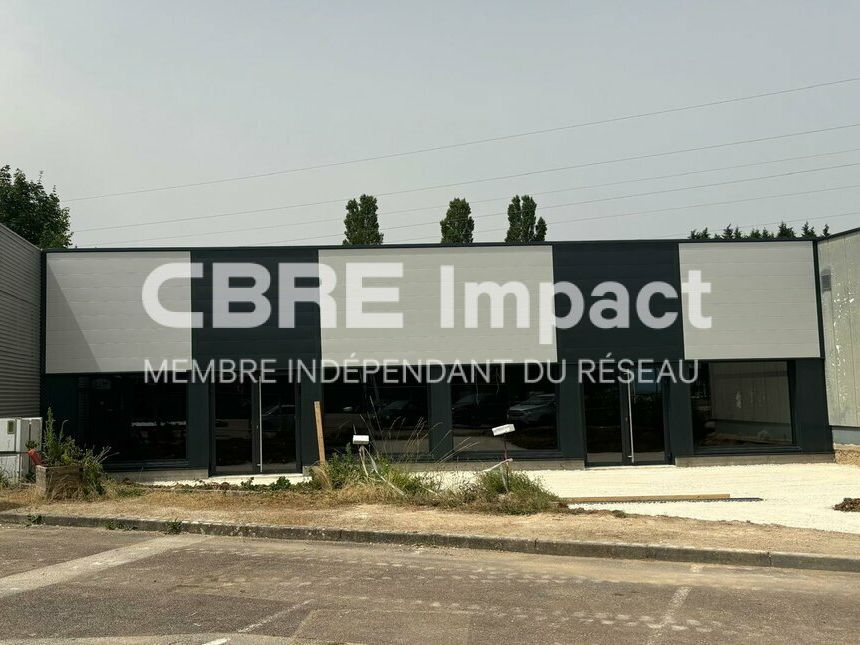 Location local commercial 308 m² non divisibles
