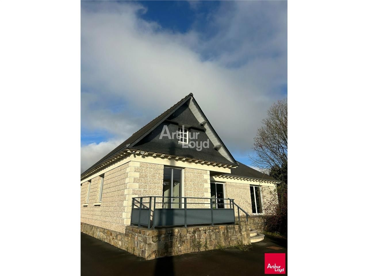 Location bureaux 131 m² non divisibles