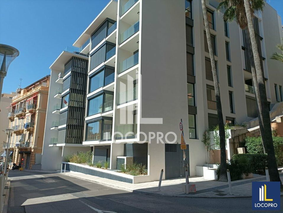 Location bureaux 460.86 m² non divisibles