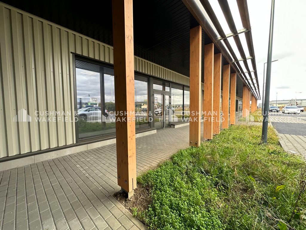 Vente locaux commerciaux 1080 m² divisibles à partir de 360 m²