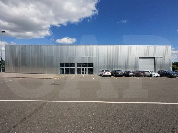 Vente local 374 m² à Caudan