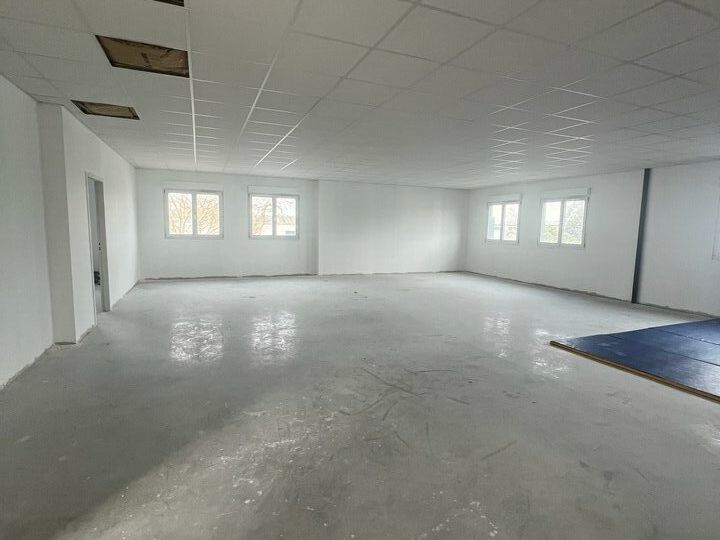 Location bureaux 150 m² non divisibles