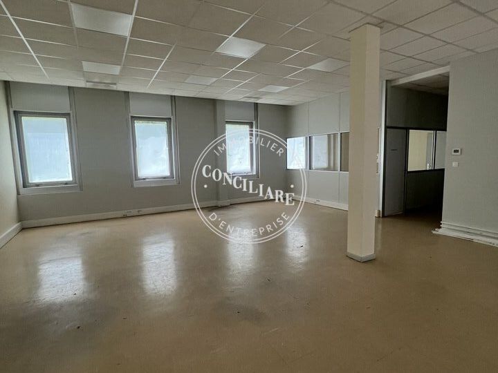 Location bureaux 183 m² non divisibles