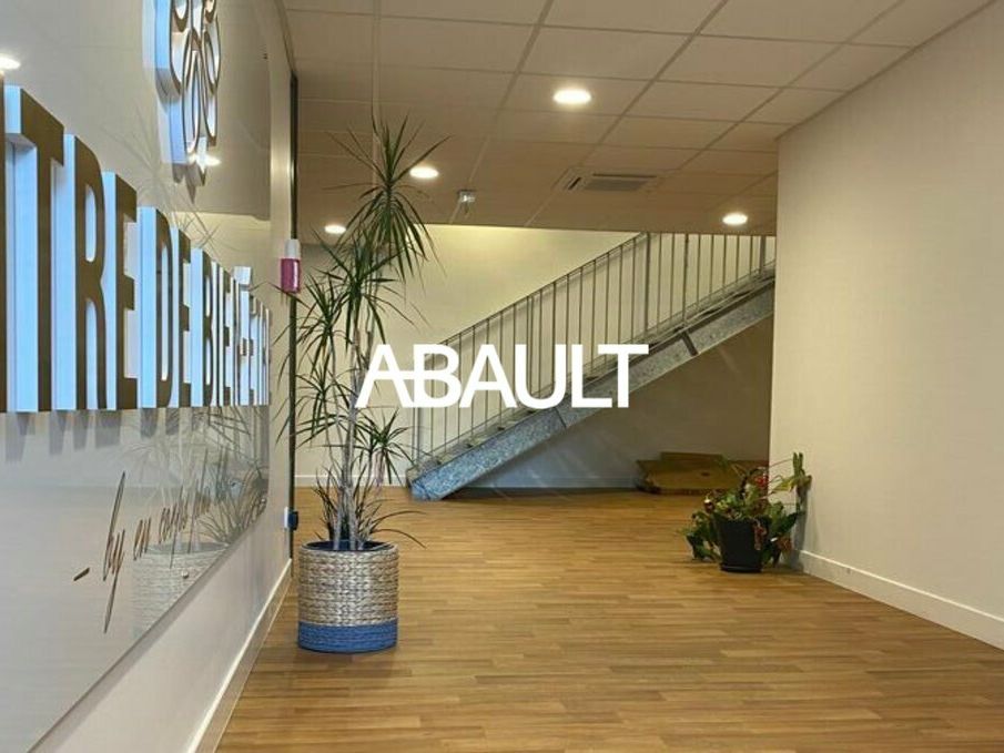 Location bureaux 180 m² non divisibles