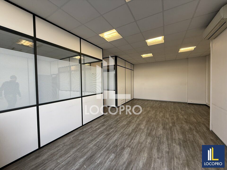 Location bureaux 178 m² non divisibles
