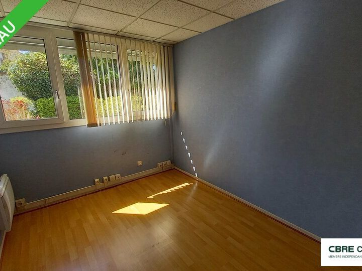 A vendre- Bureaux 206,47 m² BESANCON