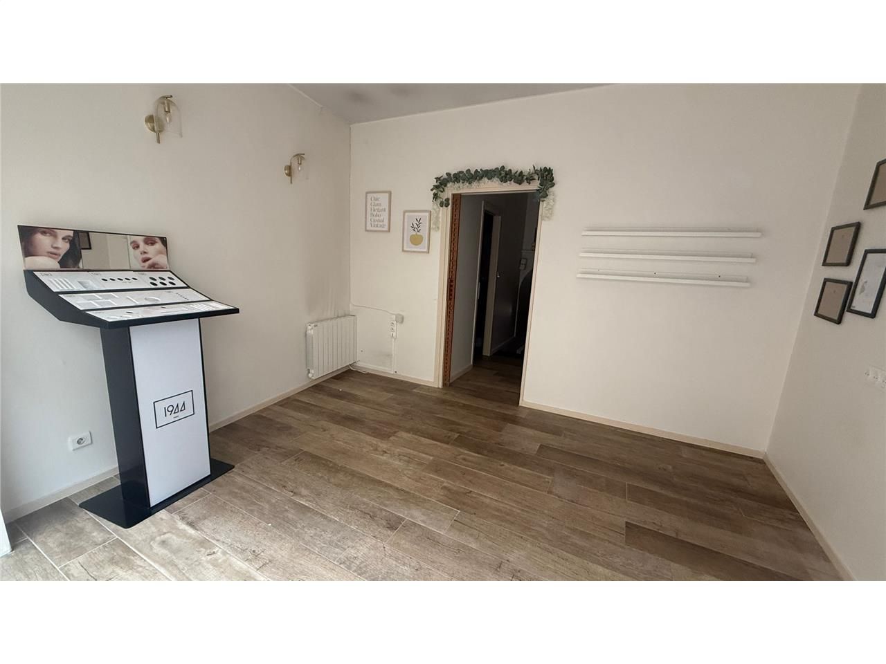 Location commerces 58 m² non divisibles