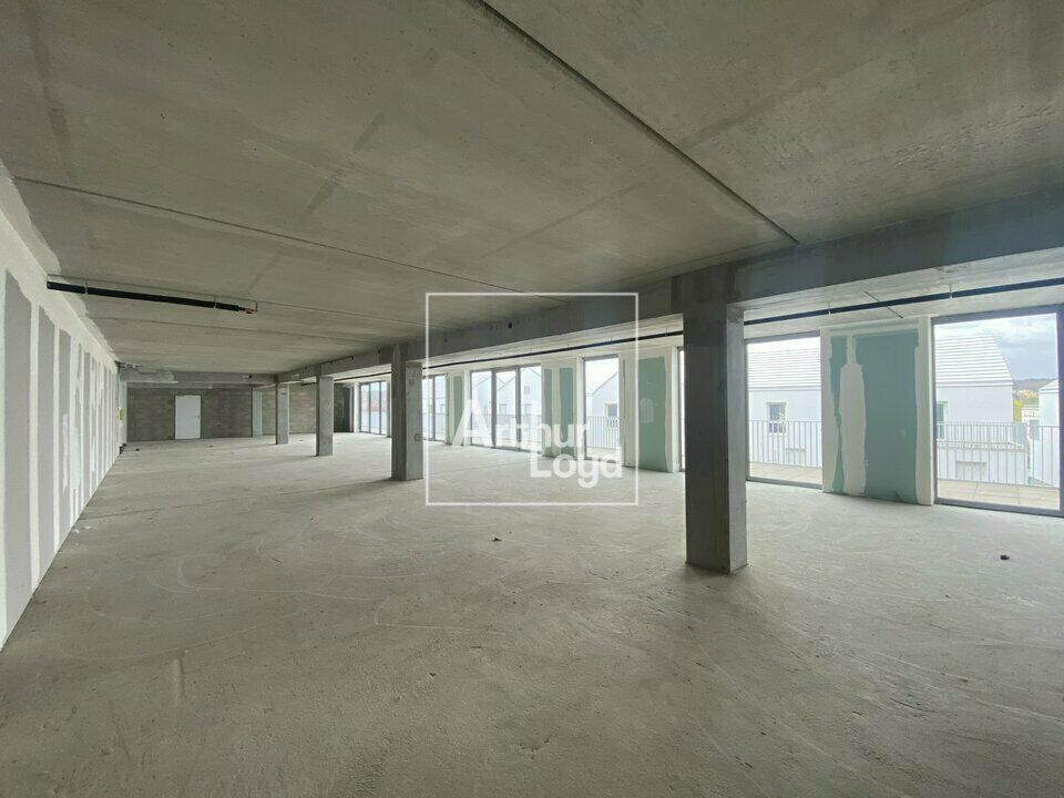 Vente bureaux 240 m² non divisibles