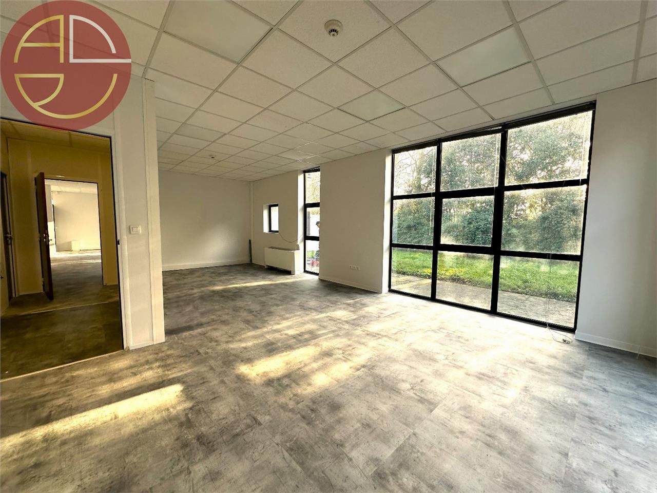 Location bureaux 145 m² à RAMONVILLE-SAINT-AGNE