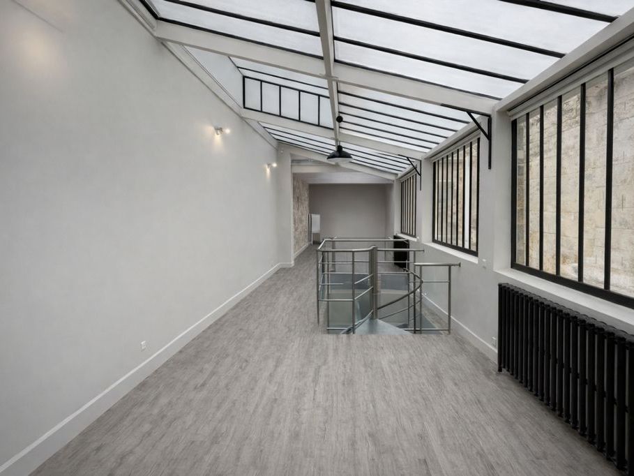 Location bureaux 150 m² non divisibles