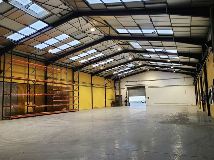 Local d'activité de 1 000 m² à louer - Bayonne