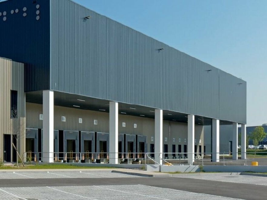 Location entrepot 5402 m² non divisibles