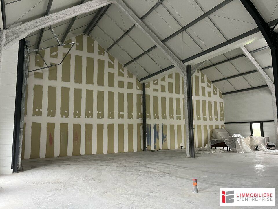 SAINT MALO : A LOUER CELLULE COMMERCIALE 355 m²