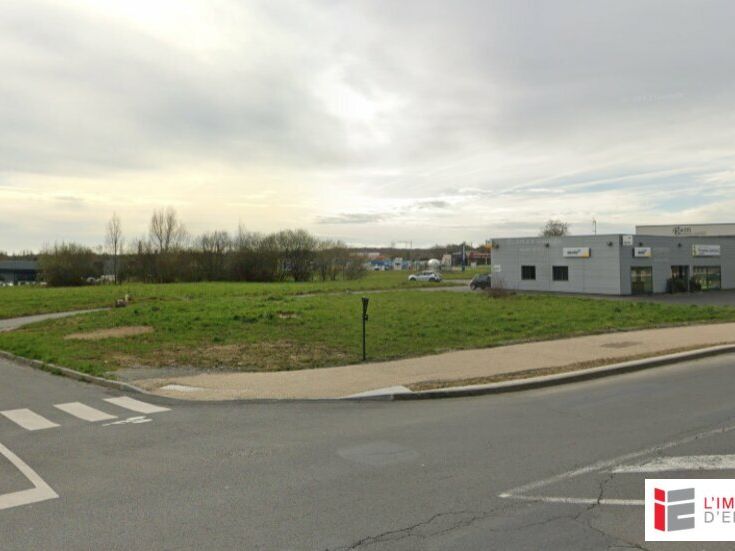 Location local commercial 300 m² non divisibles