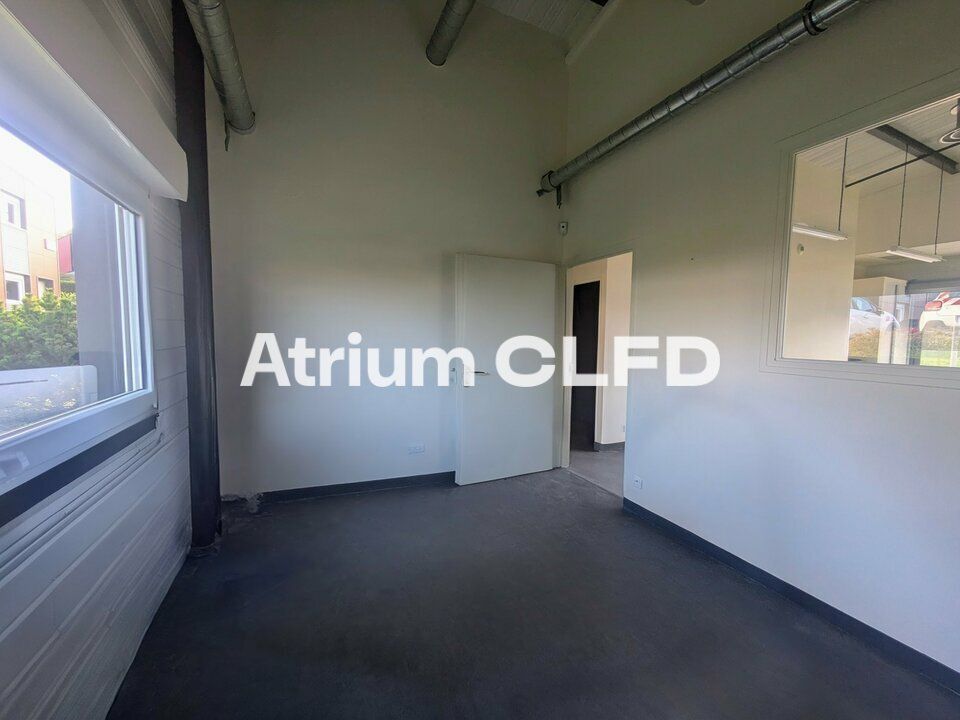 LOCATION BUREAU 90M² - RDC - ROMAGNAT