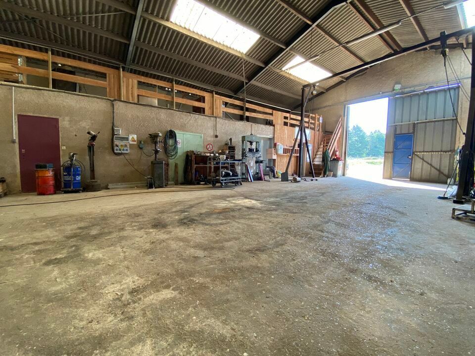 Location local d''activites 480 m² non divisibles
