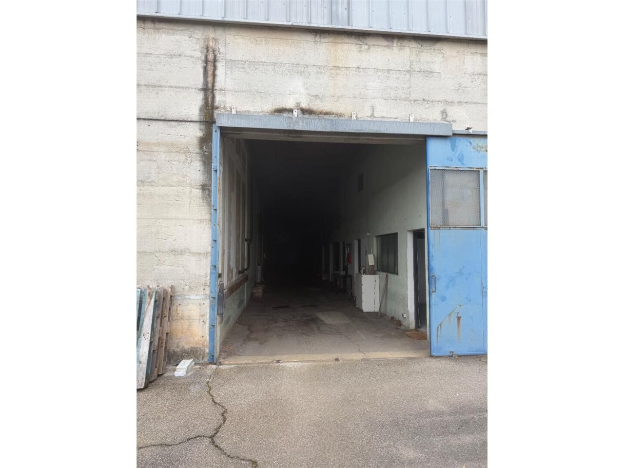 Location local 900.00 m² à LIMOGES