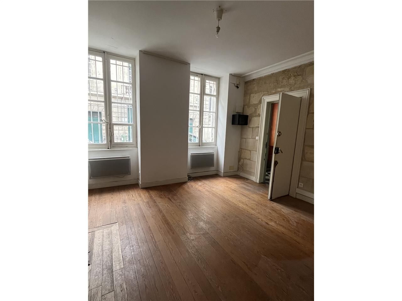 Location bureaux 90 m² à Bordeaux