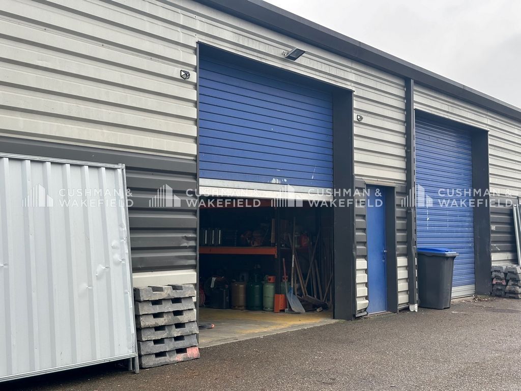 Location activités 150 m² non divisibles