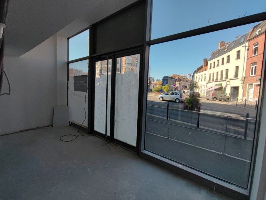 Vente local commercial 94 m² non divisibles