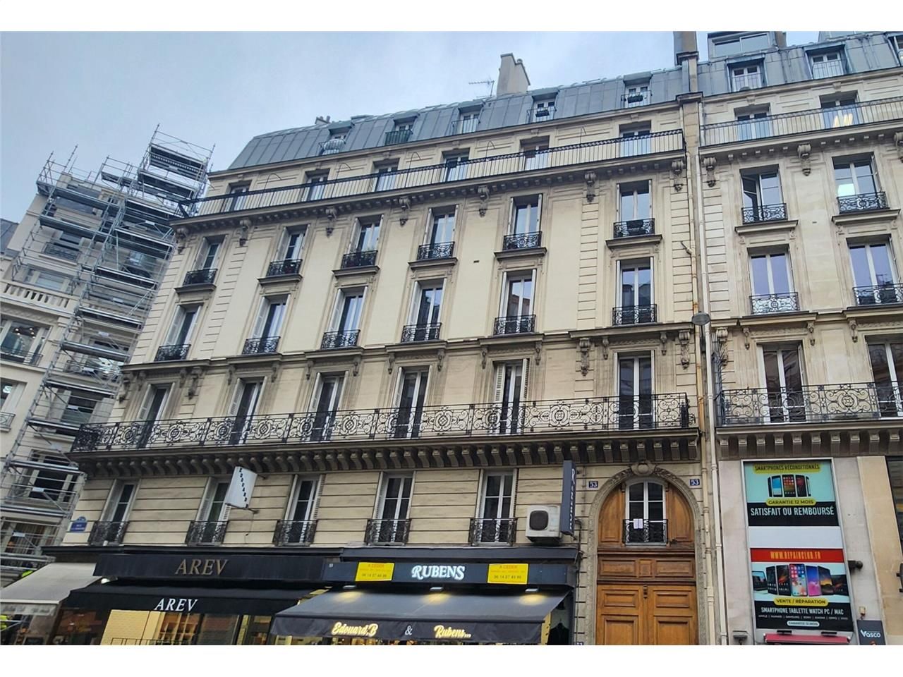 Vente bureaux 143.68 m² à Paris 9ème